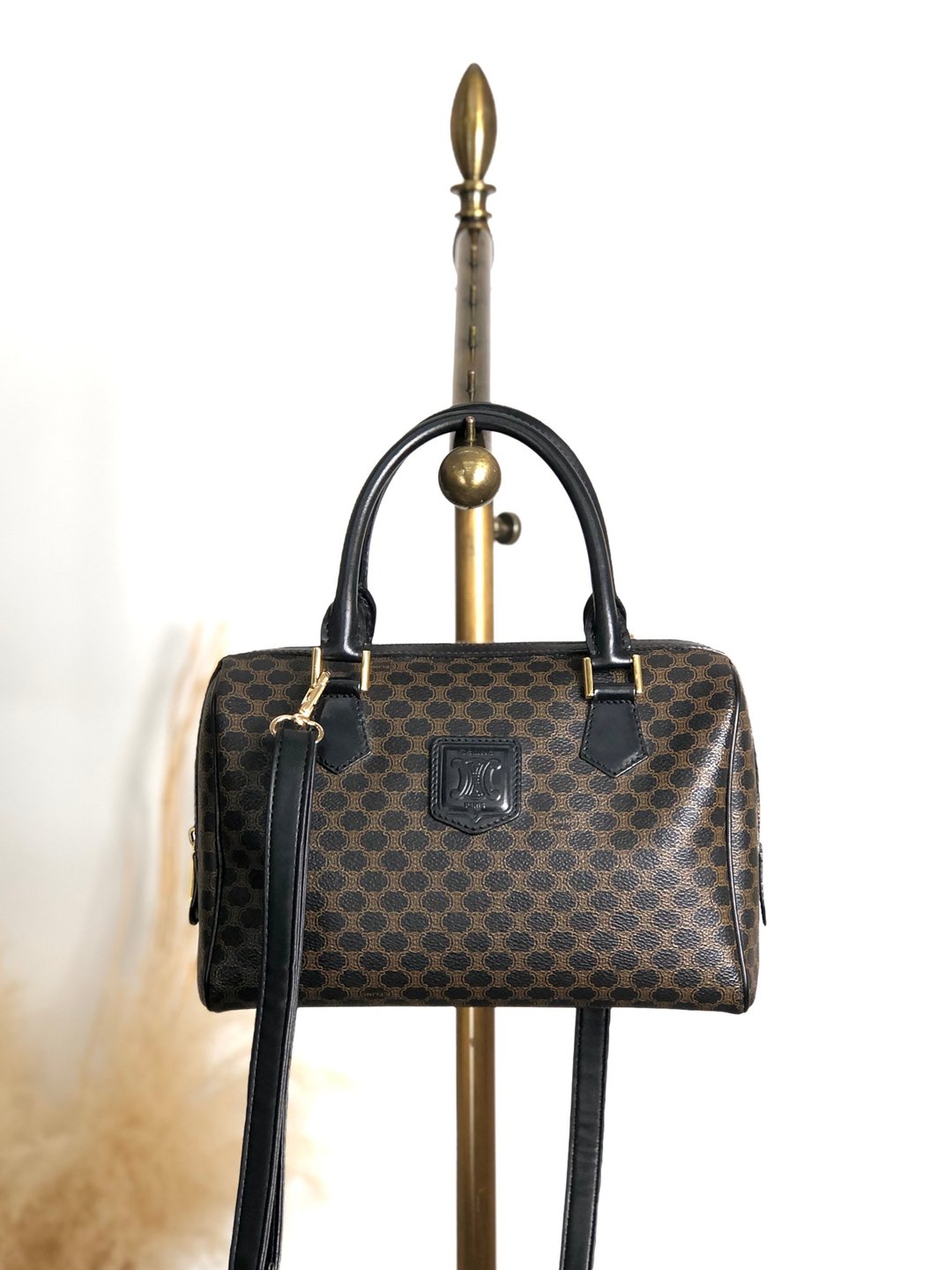 【VintageShop solo 日本直送中古包专卖店】CELINE 经典马车 LOGO 压印 黑色 PVC 皮革 2way 迷你波士顿包 xawpgz - 侧背包/斜挎包 - 防水材质 黑色