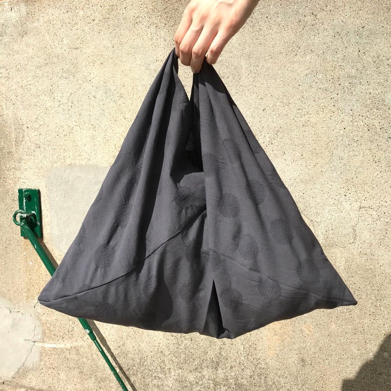 手提包 Azuma 包点深灰色 M / harunohi - 手提包/手提袋 - 棉．麻 灰色