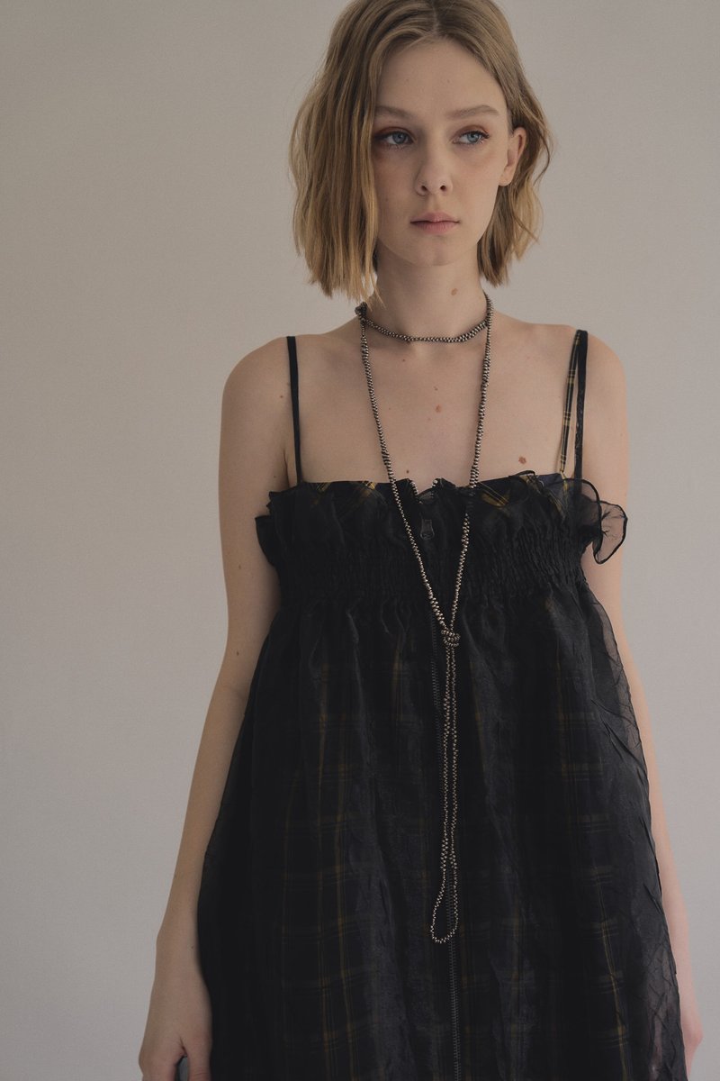 organza pocket dress 欧干纱口袋洋装 silent black 静谧黑 - 洋装/连衣裙 - 聚酯纤维 黑色