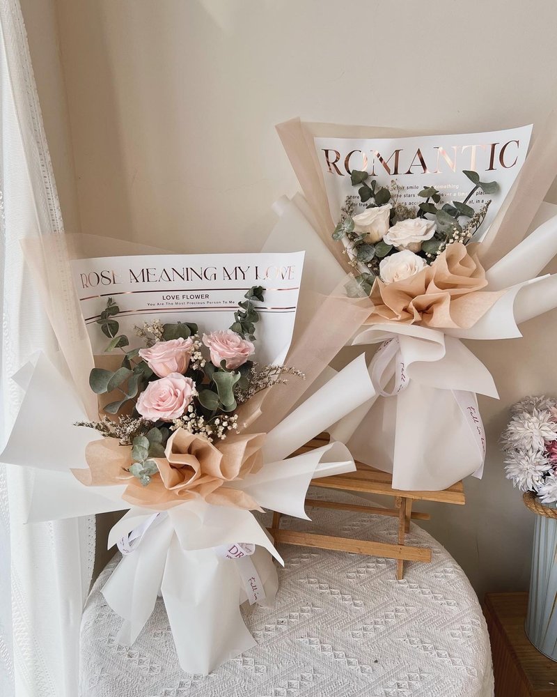 烫金英文永生玫瑰花束 - 干燥花/捧花 - 植物．花 多色