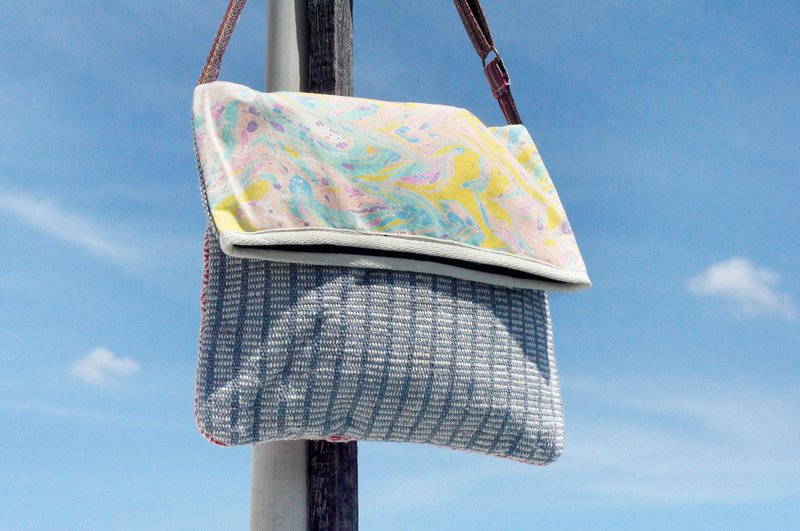 情人节礼物 天然棉麻手织布轻便包 / 斜背包 / 侧背包 / 肩背包 / 旅行包 / 托特包 / 购物袋 - 优游在水彩世界 撞色编织包 - 侧背包/斜挎包 - 棉．麻 多色