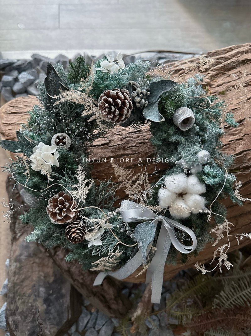 YUNYUN【圣诞节系列】不凋雪松圣诞花圈/银白色系  现货 - 干燥花/捧花 - 植物．花 银色