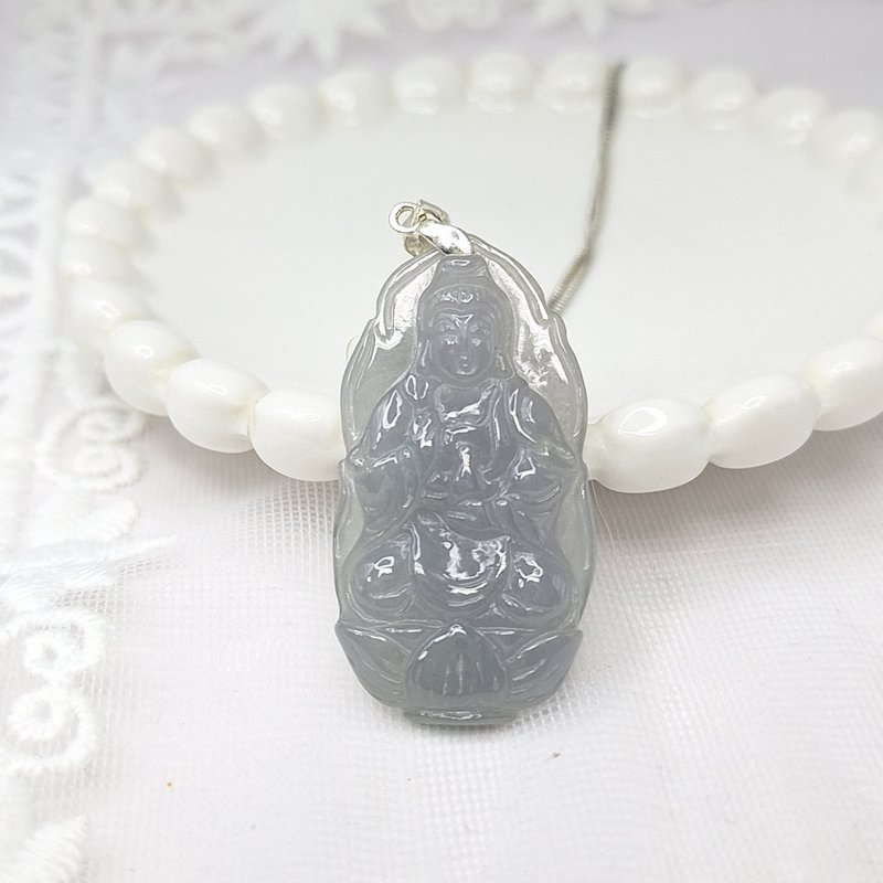 冰种手工精雕坐姿观音吊坠 |天然缅甸玉A货翡翠 - 项链 - 玉石 