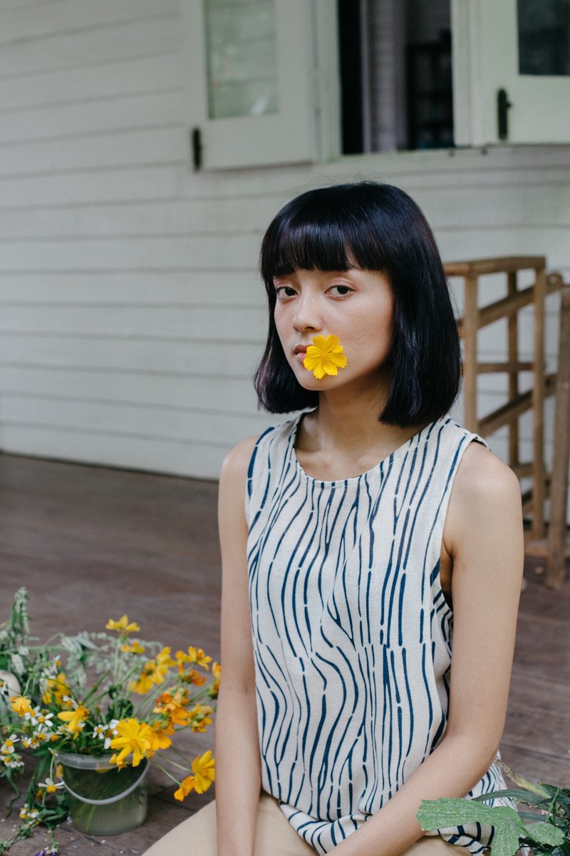 Mulmul 树皮背心 - 女装上衣 - 棉．麻 蓝色