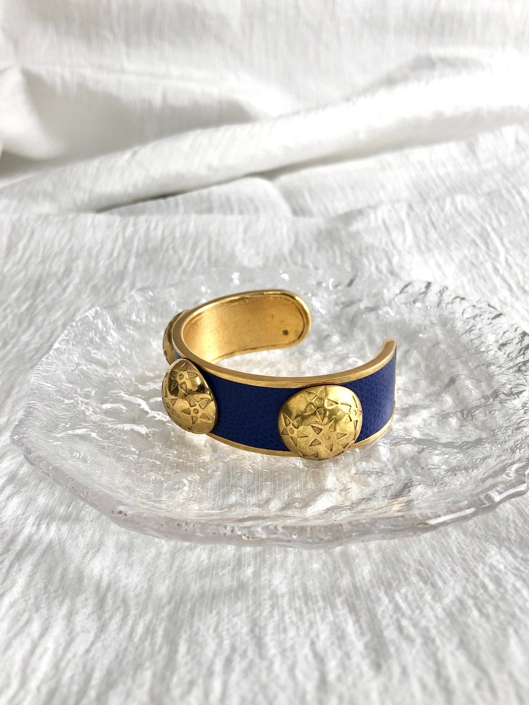 【VintageShop solo 日本直送中古包专卖店】CELINE 饰品 蓝色 星球造型 手镯 vintage 古着 85vn4y - 手链/手环 - 其他金属 蓝色
