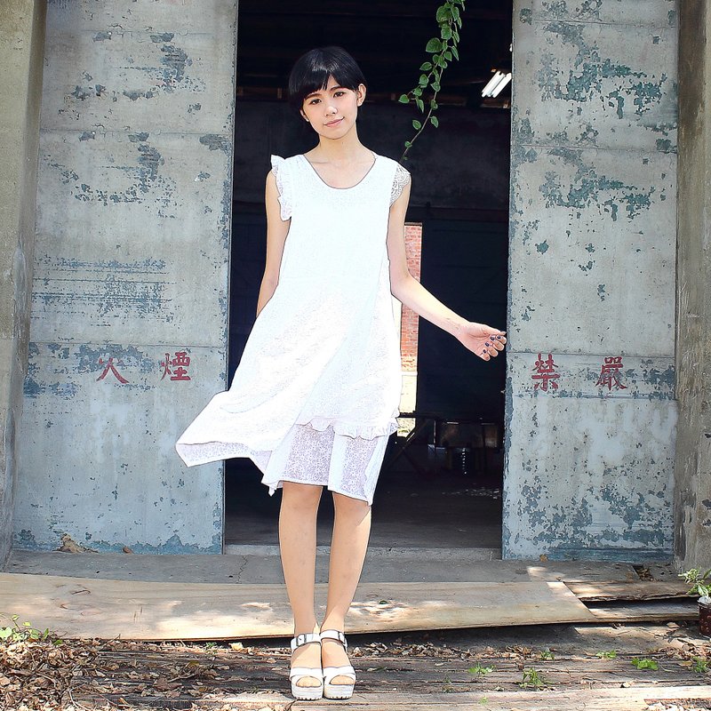 ** 棉  布 蕾丝/不对称 背心裙 /洋装 白色烧花洋装 烧花 - 洋装/连衣裙 - 棉．麻 白色