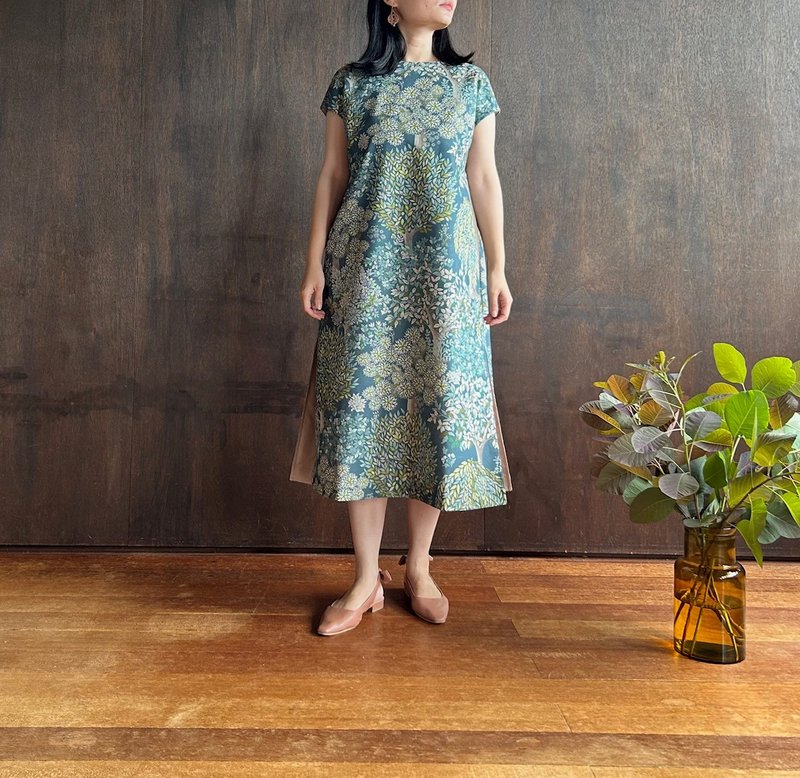 法式袖拼接洋装 静谧森林2025-1 侧边色调：米色 - 洋装/连衣裙 - 棉．麻 绿色