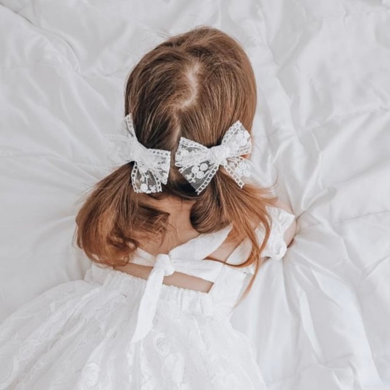 澳洲Josie Joan's 刺绣蕾丝蝴蝶结发夹  - Sydney - 发饰 - 棉．麻 白色