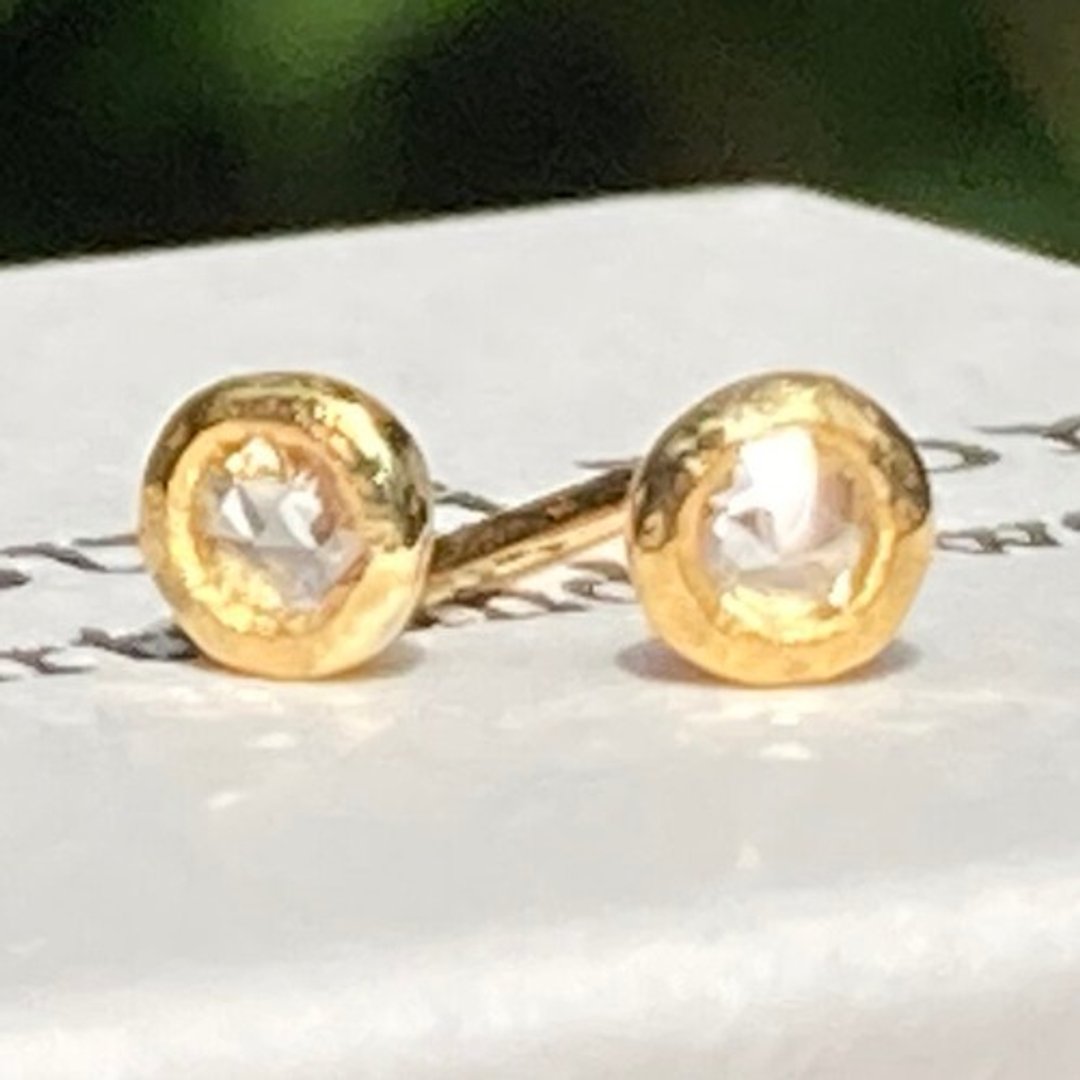 K24 Rose Cut Natural Diamond Pure Gold Stud Earrings ◇ VVsi-Vs2 Clarity - 耳环/耳夹 - 其他金属 