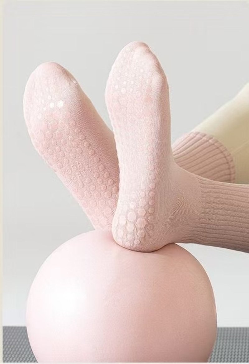 【Flexiflow】舒适防滑中筒瑜伽袜 - 运动配件 - 棉．麻 