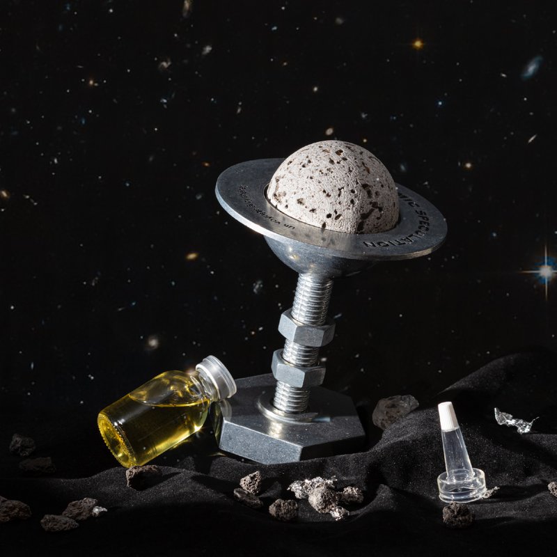 【福利品】太空人火山岩星球发射台扩香石 重逢 - 香薰/精油/线香 - 其他金属 银色