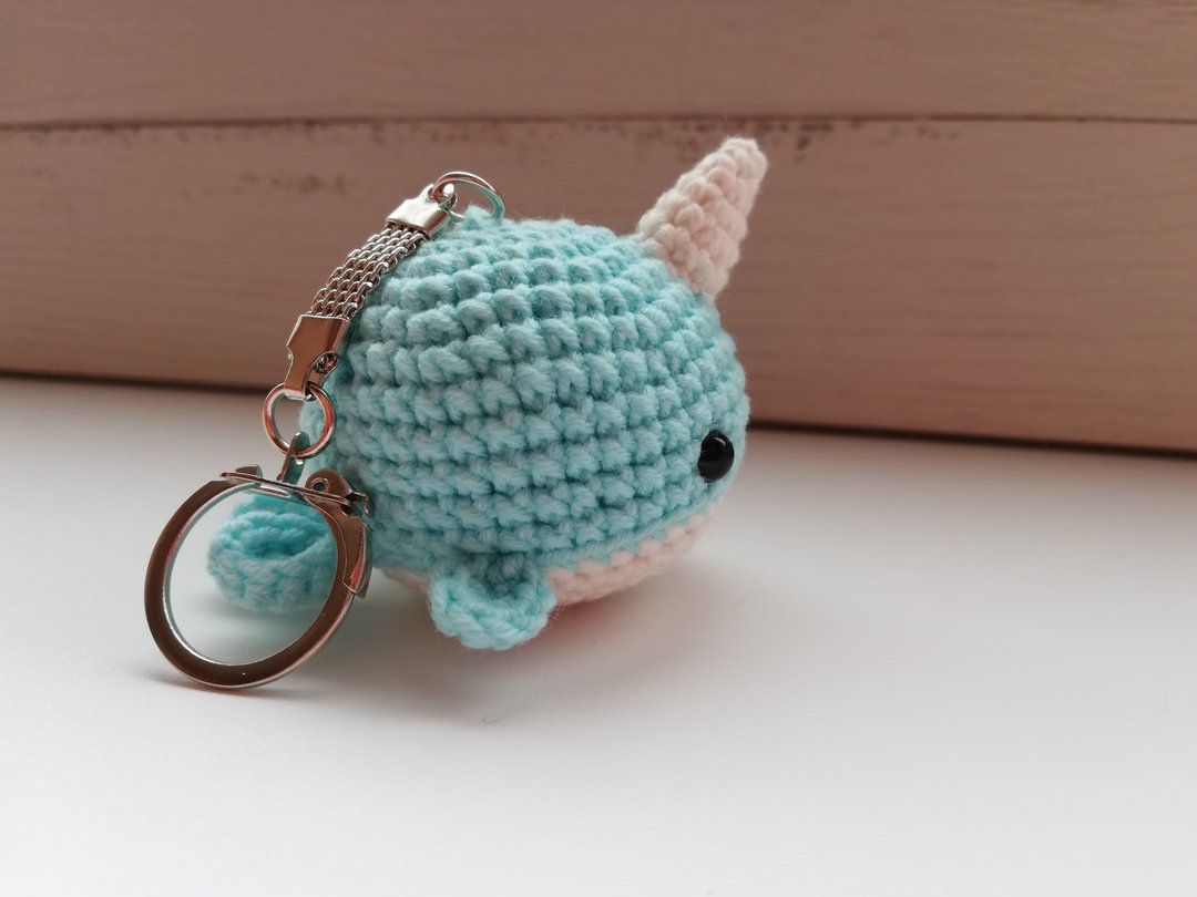 Crochet narwhal keychain, keychain accessories, crochet narwhal, keychains - 钥匙链/钥匙包 - 其他材质 蓝色