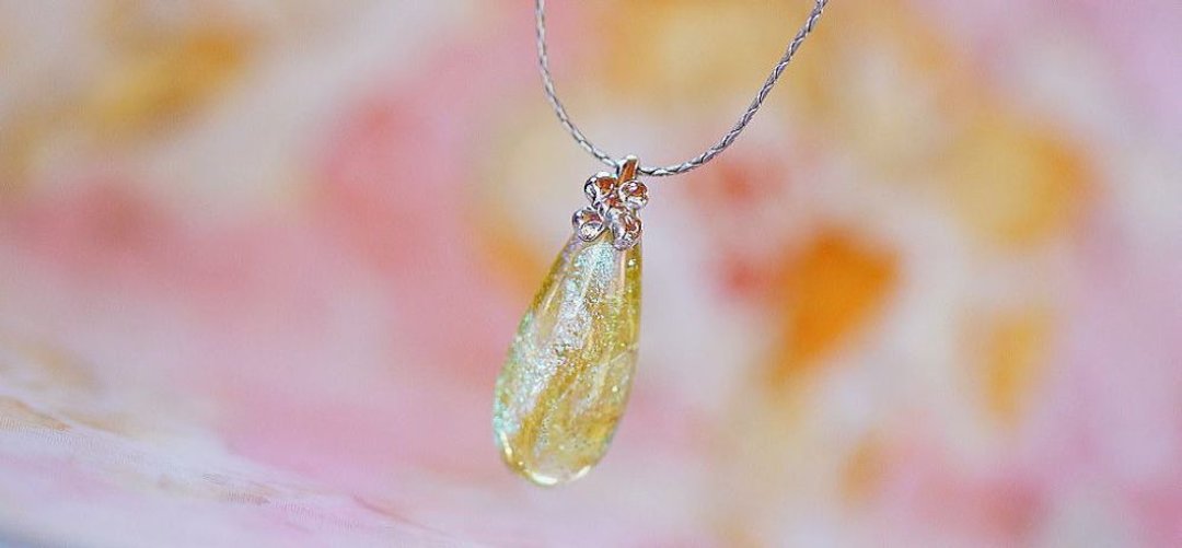 Dichroic amber drop-Amber tears- - 项链 - 玻璃 紫色