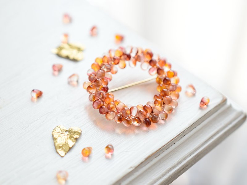 【胸针・M尺寸】夕阳 桂花 圆环 - 胸针 - 玻璃 橘色