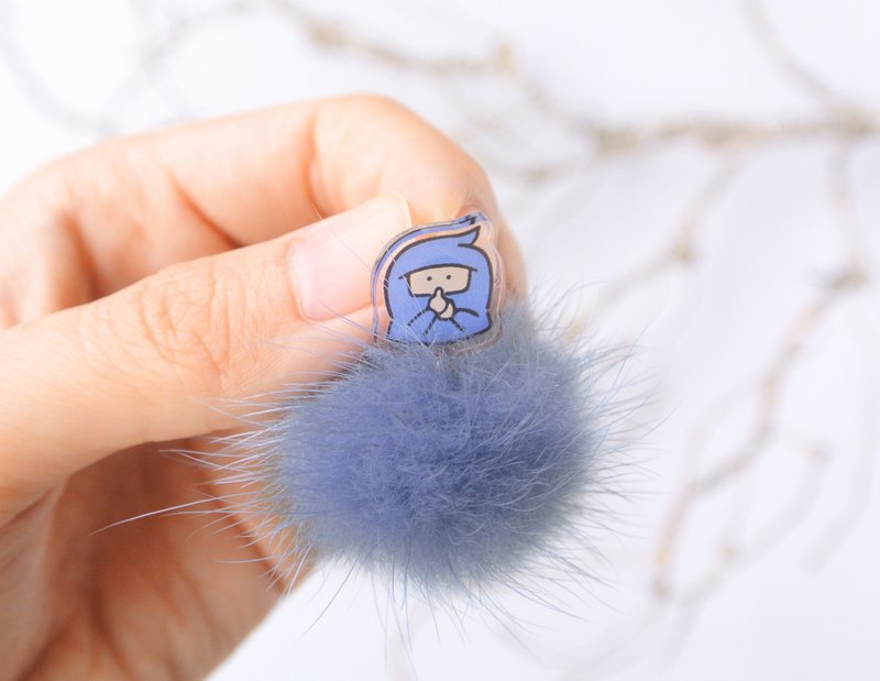 Ninja's earrings - 耳环/耳夹 - 压克力 多色