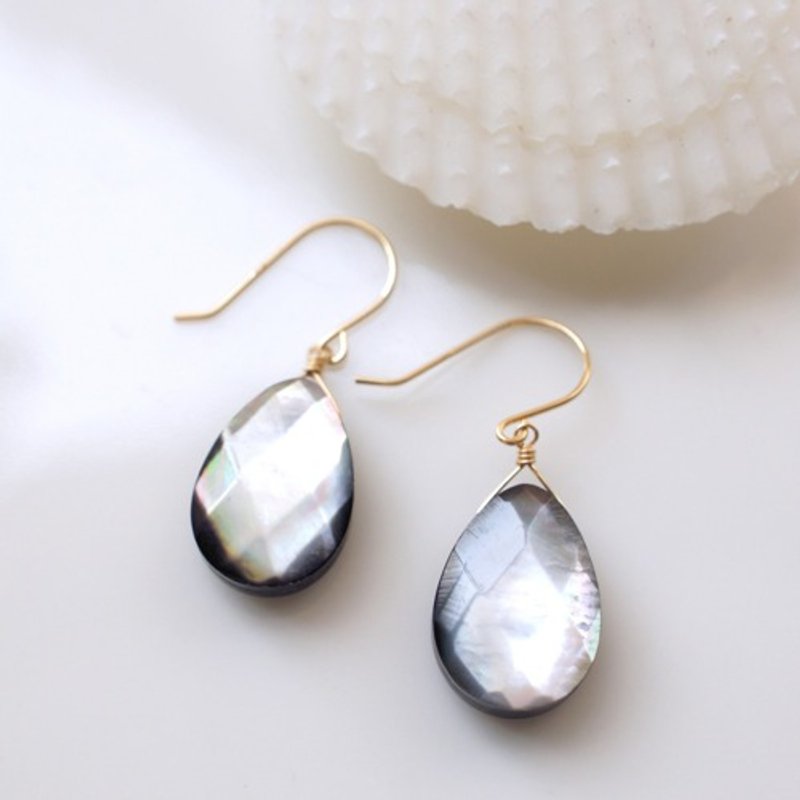 14KGF 黑蝶贝 梨形 刻面切割耳环 Lakshmi - 耳环/耳夹 - 宝石 黑色