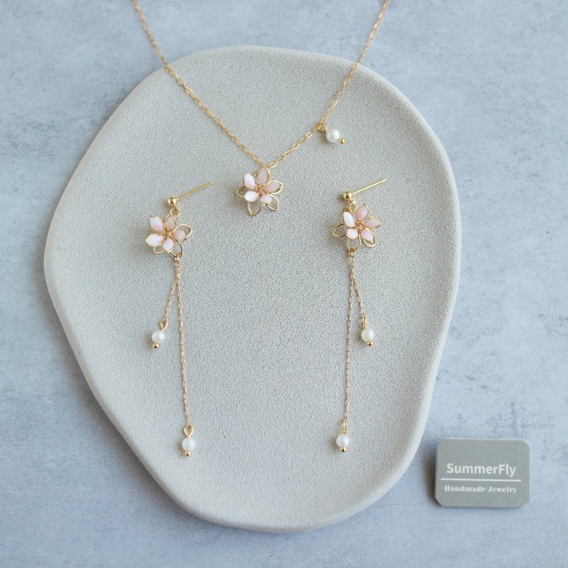 日系清新18k注金 樱花珍珠 垂坠耳环项链套装 淡粉色 - 耳环/耳夹 - 贵金属 粉红色