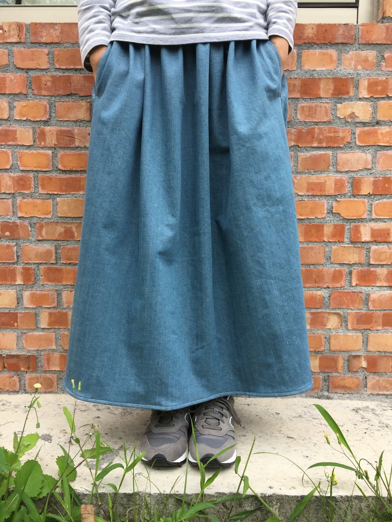 限量 手工漂洗单宁棉质口袋长圆裙 - 裙子 - 棉．麻 蓝色