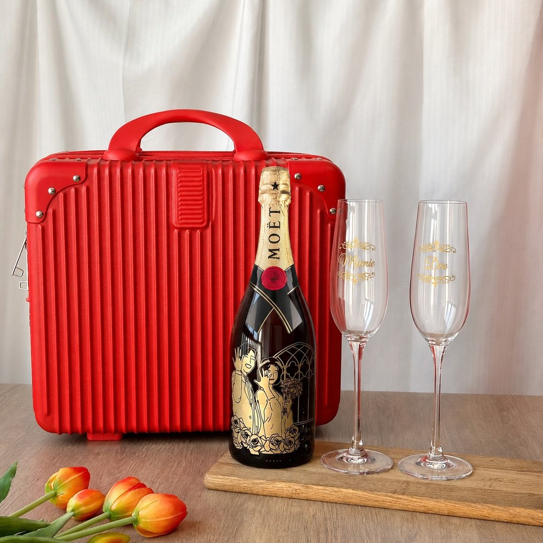 Moët Chandon 酒瓶人像订制 香槟杯姓名雕刻 纪念日祝贺礼物 - 酒类 - 玻璃 