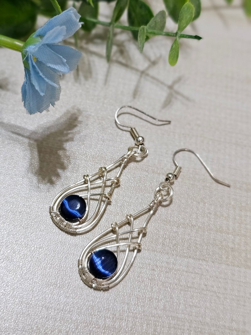 【叶绿舒手作】湛蓝雅韵 /金属线编织/节日/礼物/饰品/项链/手作 - 耳环/耳夹 - 铜/黄铜 蓝色