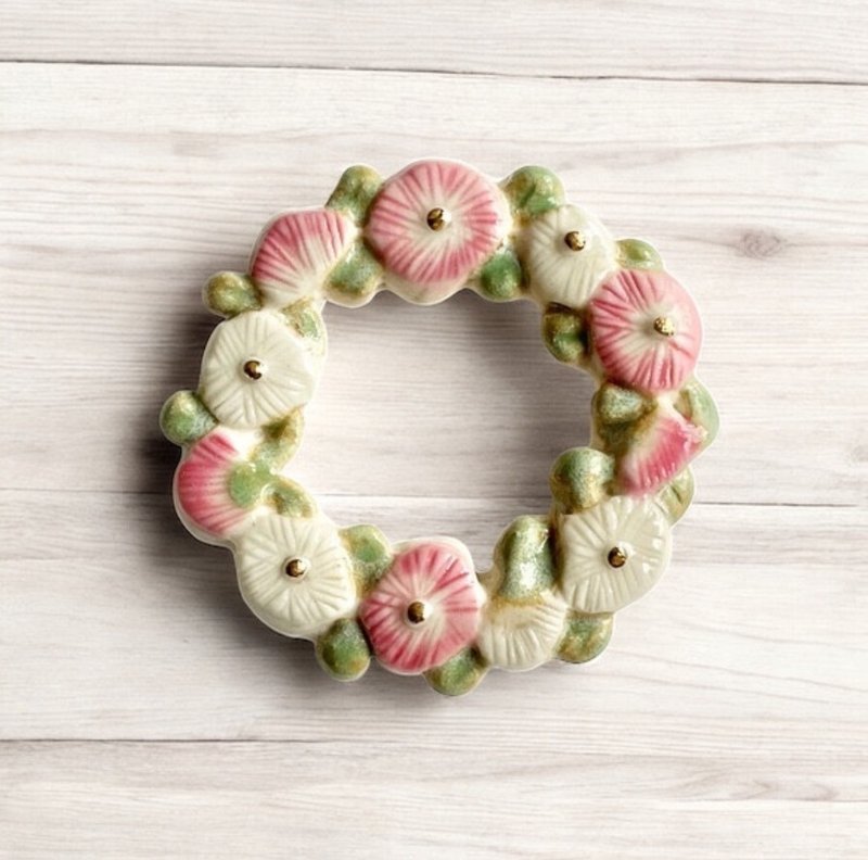 陶瓷胸针雏菊舞 - 胸针 - 陶 粉红色