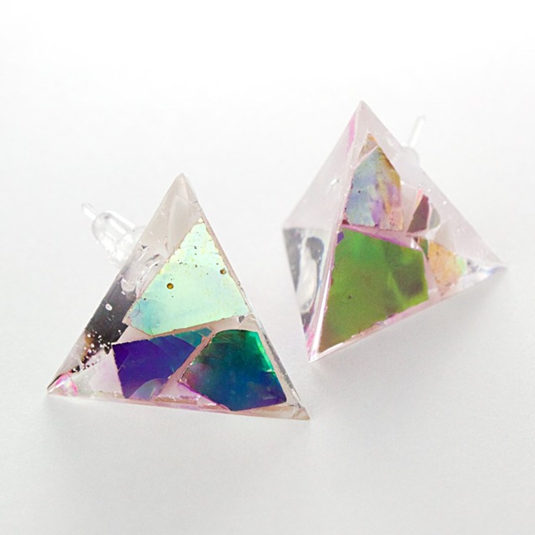 Triangle Earrings (debris of the DVD) - 耳环/耳夹 - 其他材质 多色