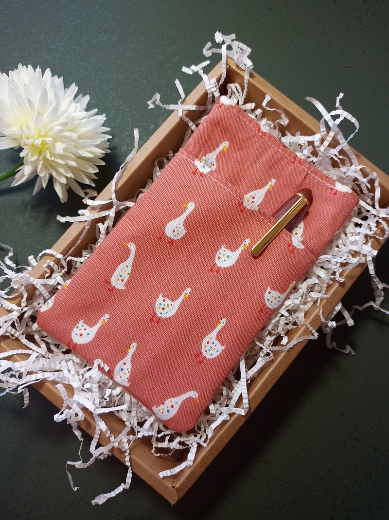 手工缝制-护理师/医师 双层笔袋(糖果鸭鸭) - 其他 - 棉．麻 粉红色