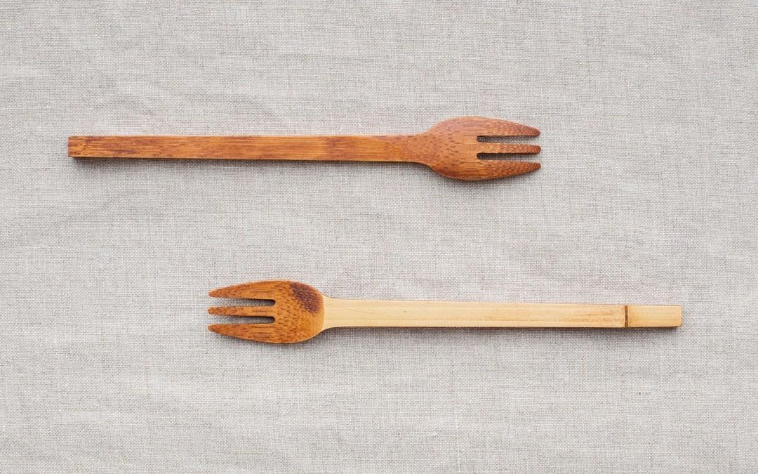 Small bamboo fork Wiping lacquer Raw lacquer (brown) - 筷子/筷架 - 木头 咖啡色