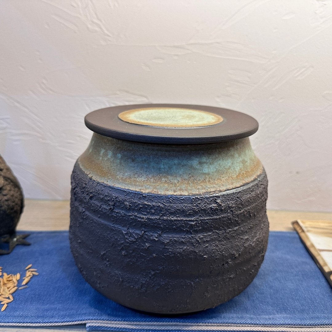 木丹大师手作岩矿小茶仓 - 茶具/茶杯 - 陶 咖啡色