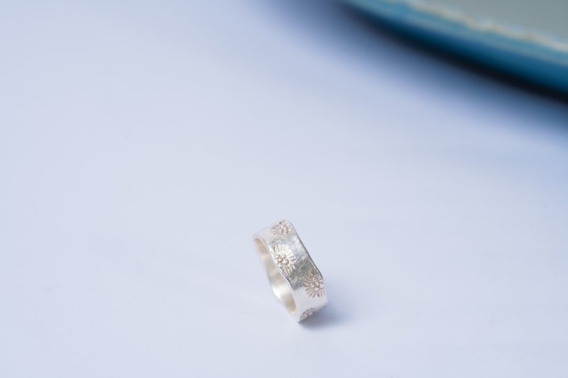芽 /// 925纯银 - 戒指 - 纯银 