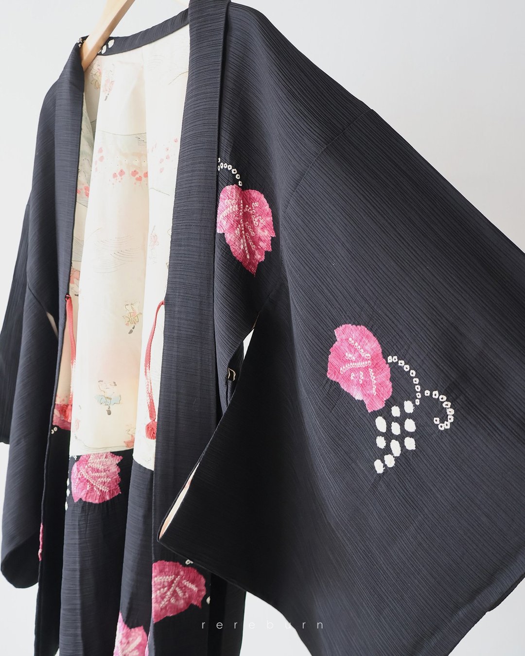日本制古着羽织和服外套黑色和风印花薄款 - 女装休闲/机能外套 - 其他材质 黑色