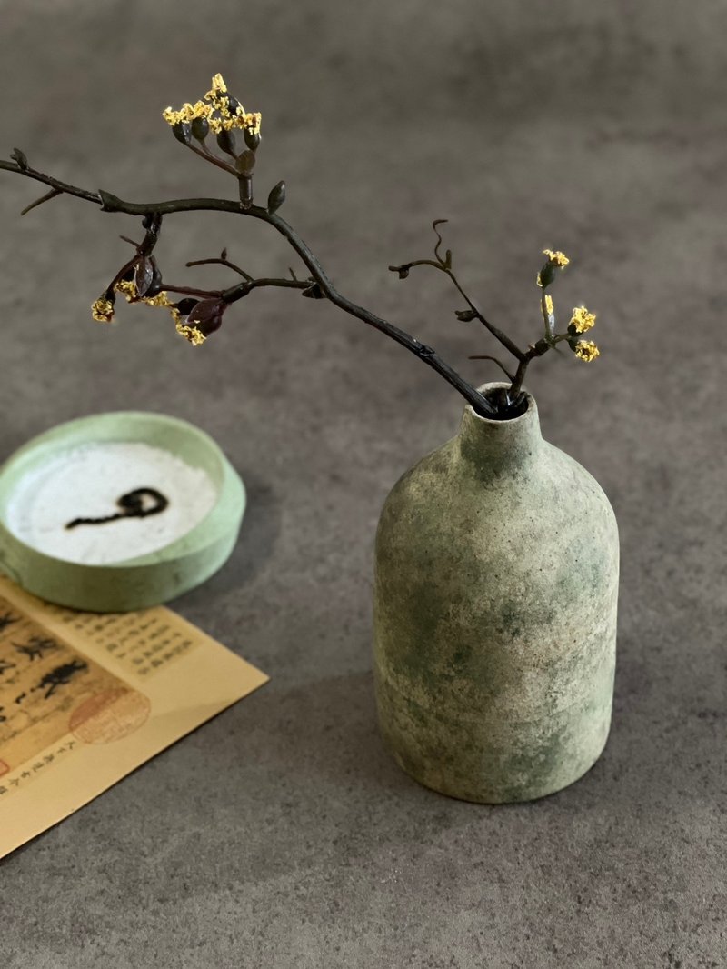 花器/桌上型摆件/藓苔/陶瓷/圣诞礼物/植物 - 花瓶/陶器 - 陶 