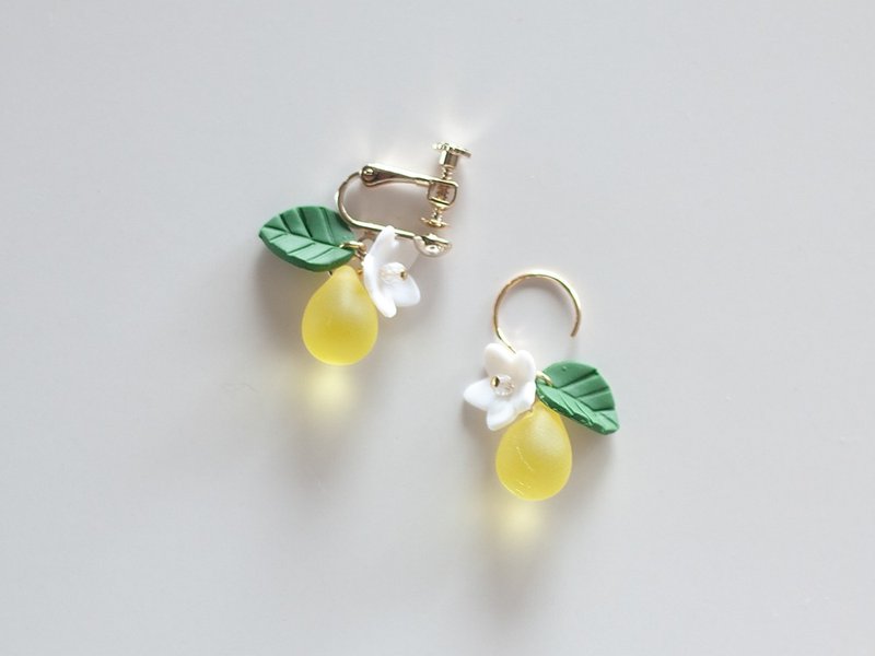 Shaking Lemon Earrings - 耳环/耳夹 - 粘土 黄色