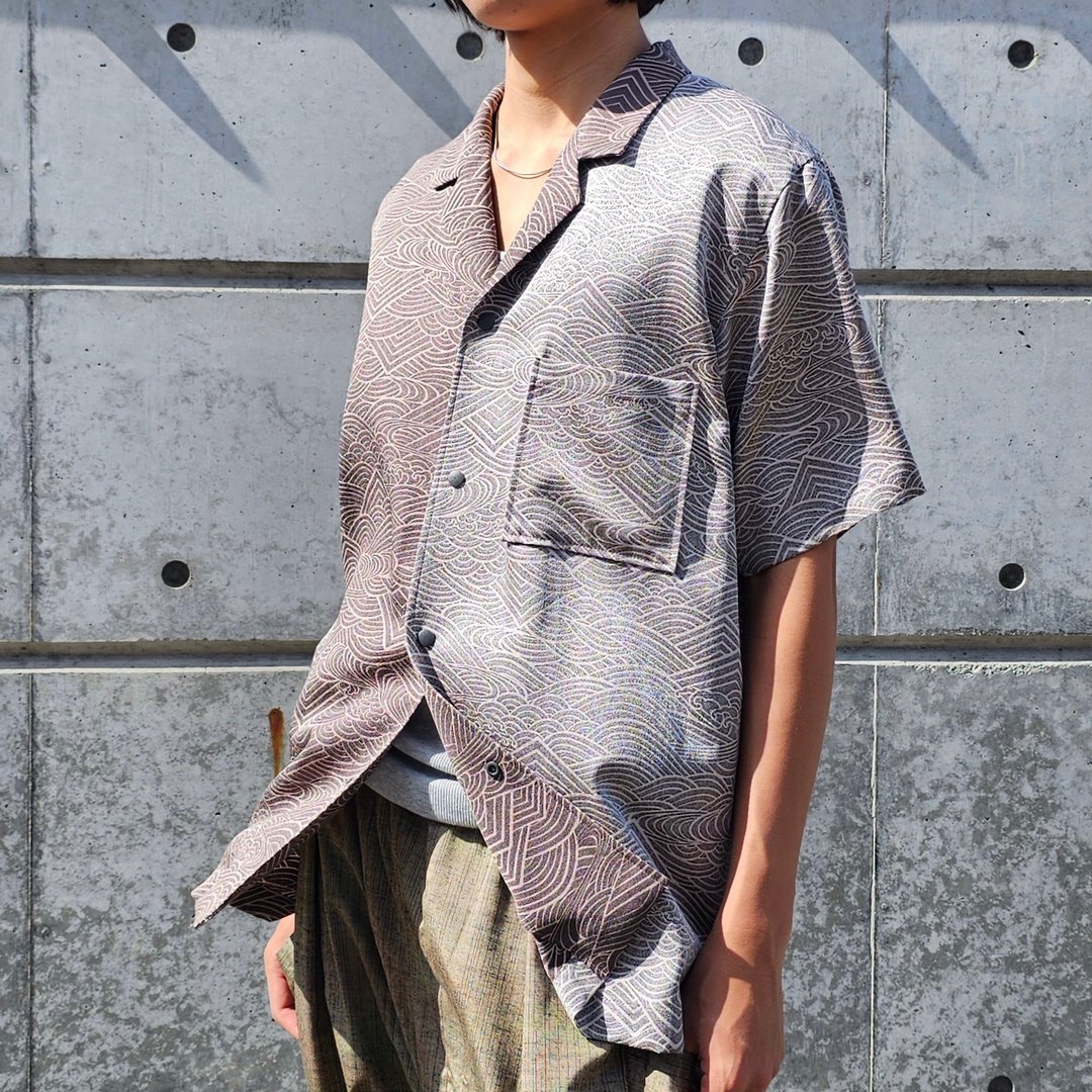 【日本制造】复古丝绸和服复刻版、男士 M 衬衫、半袖、按扣 - 男装衬衫 - 丝．绢 灰色