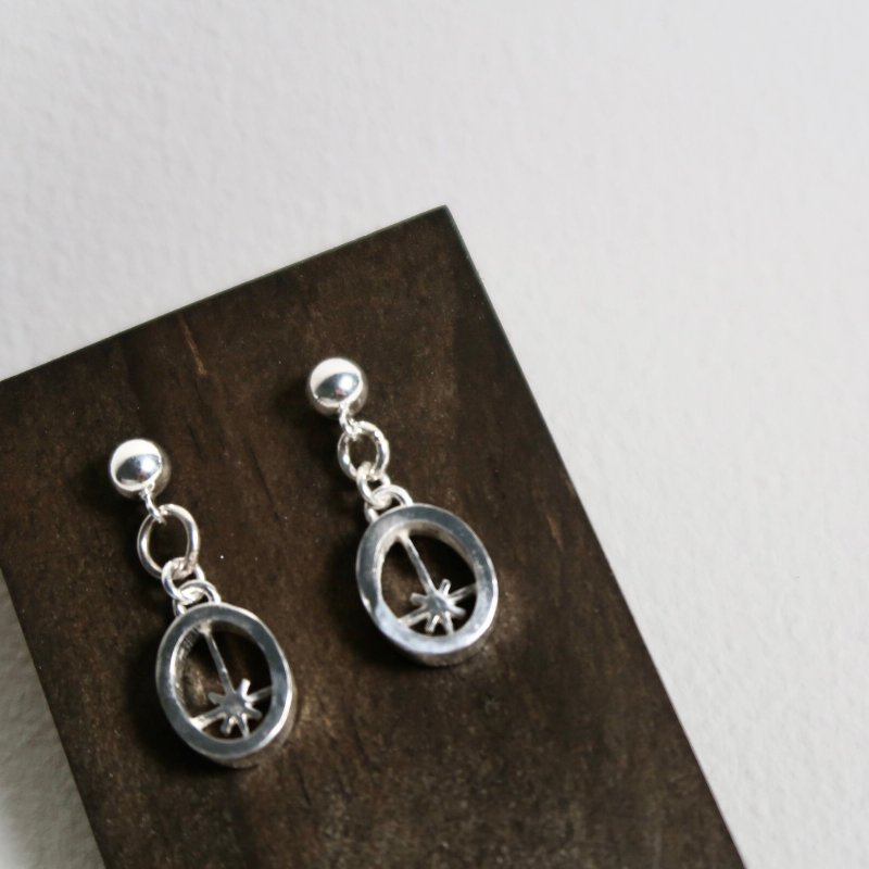 || chun x chun || × stained glass × 925纯银流星垂坠耳环 - 耳环/耳夹 - 纯银 银色