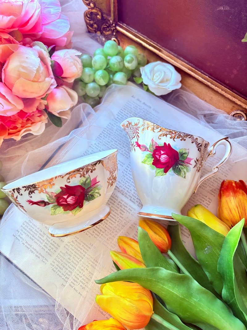 英国制1960年Royal Standard手绘玫瑰24k蕾丝金奶壶糖碗两件组 - 茶具/茶杯 - 瓷 多色