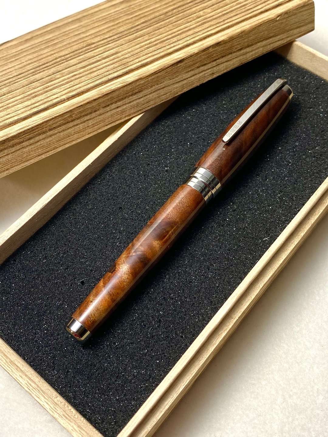 3952 老山羊-X888 胡桃木树瘤 高清高亮版 书法钛尖系列钢笔 - 钢笔 - 其他材质 