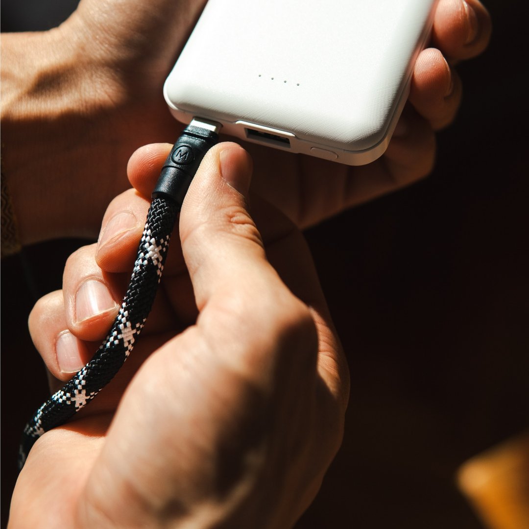 Charry 充电线 手机挂绳 2in1 USB A-C 或 C-C 黑白色 - 充电宝/传输线 - 其他材质 黑色