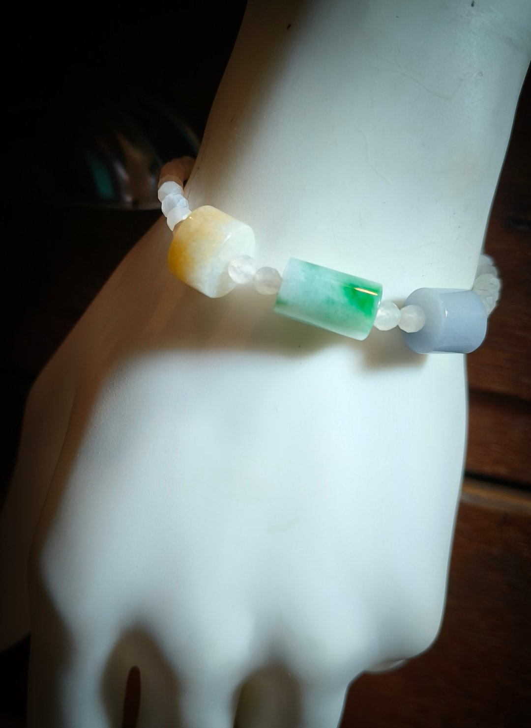 生日礼物 情人礼物 天然缅甸三彩桶珠 月光石串珠手链 81501 - 手链/手环 - 宝石 绿色