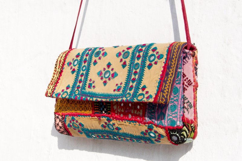 情人节礼物 限量一件 手工刺绣古布斜背包 / 民族风包 / 侧背包 / 肩背包 / 手工包 / 刺绣包 - 沙漠镜面古布刺绣民族风 - 侧背包/斜挎包 - 棉．麻 多色