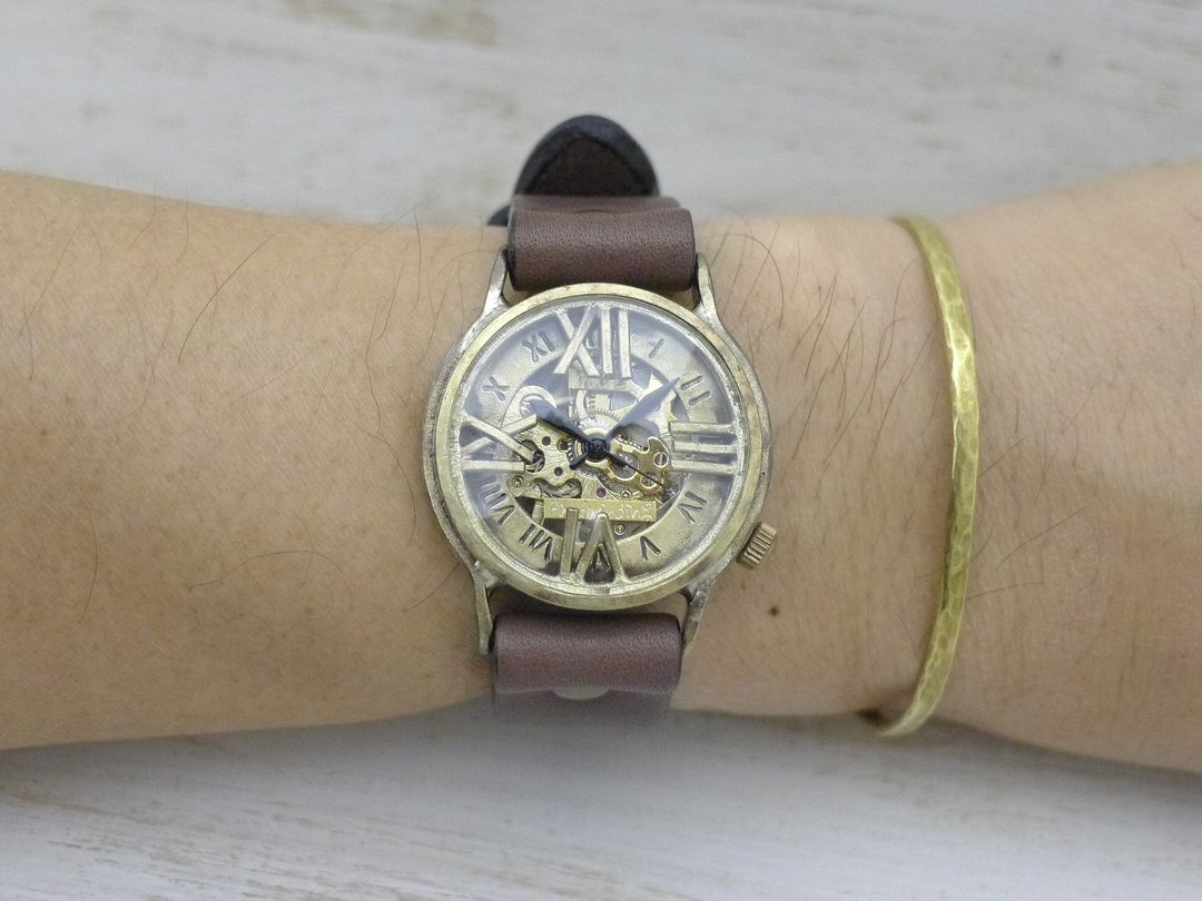 BHW120 Manual winding Brass 36mm Roman numeral floating index handmade wristwatch (BHW120) - 女表 - 铜/黄铜 金色