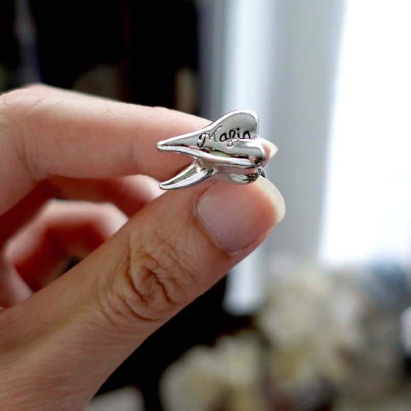 全新品 亮银色立体牙齿特色戒指戒指 时尚造型搭配饰品简豹Y2K风 - 戒指 - 其他金属 银色