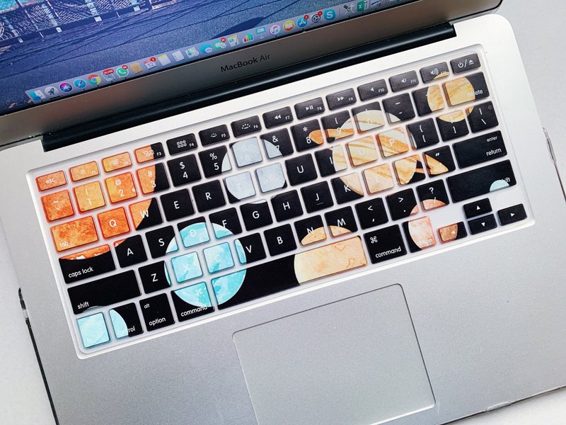 黑魂版 九大行星防尘防水键盘膜 MACBOOK / IPAD - 电脑配件 - 塑料 黑色
