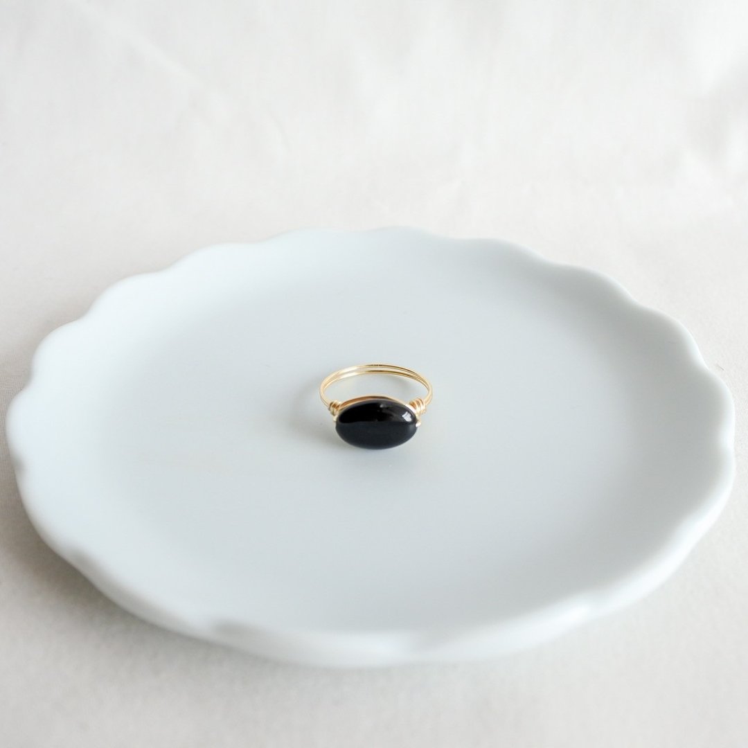 Onyx– Small Grain – Gold Ring – Natural Stone Ring - 戒指 - 其他金属 黑色