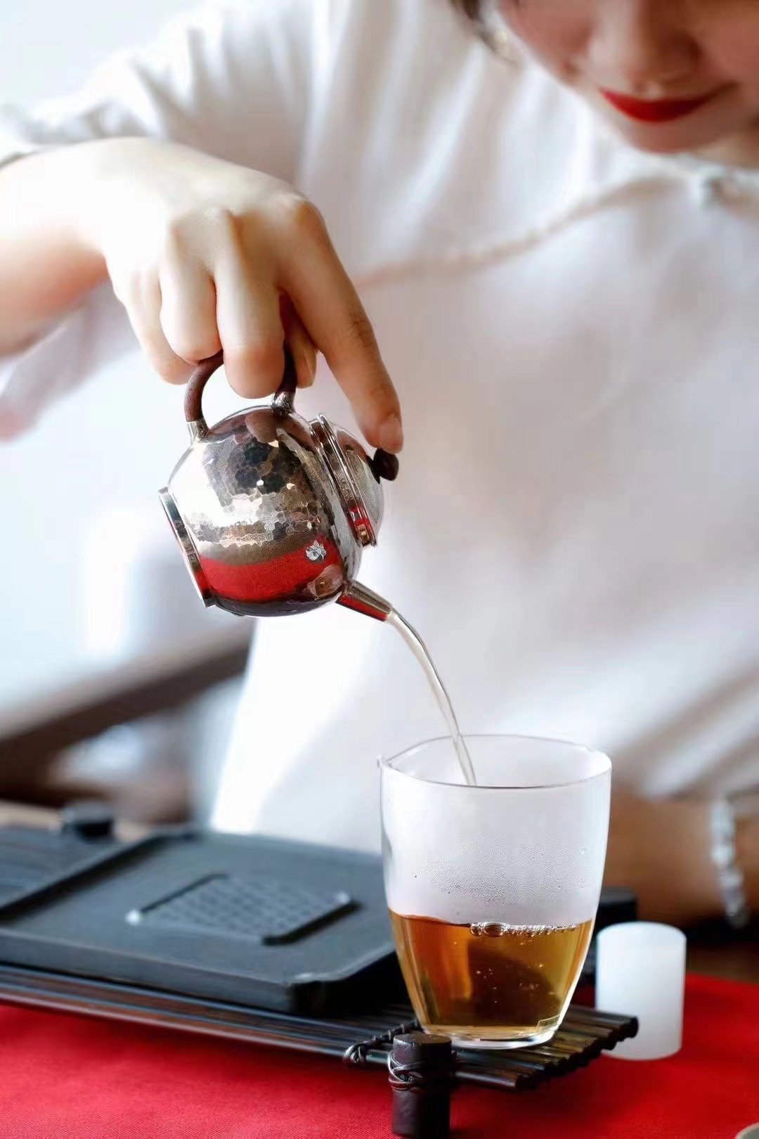 尚帧品 手工纯银泡茶壶 纯银9999 巨轮珠纯银急须 150cc - 茶具/茶杯 - 纯银 