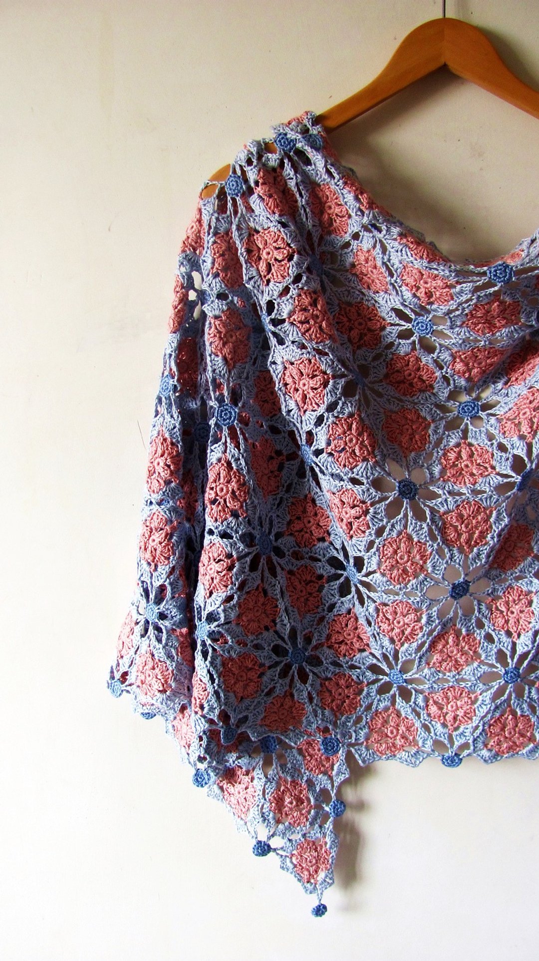 Handmade Crochet One-of-A-Kind Pima Cotton Shawl - Under The Moon Shawl - 围巾/披肩 - 棉．麻 多色