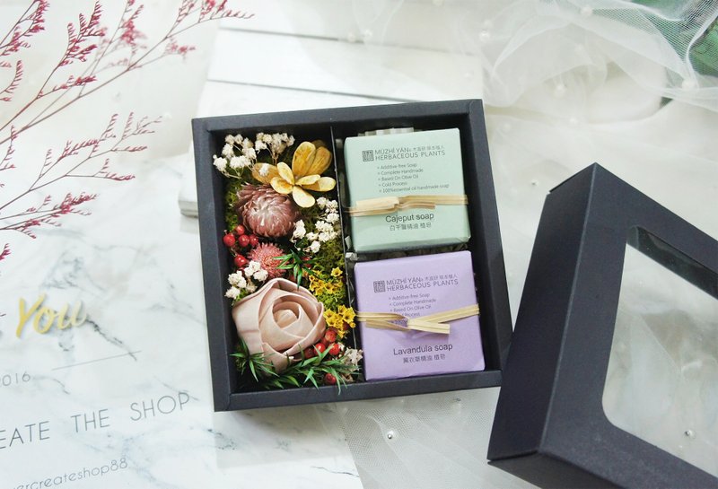 【精油皂花艺礼盒】母亲节/情人节/礼盒/联名/送礼/不凋花/干燥 - 干燥花/捧花 - 植物．花 粉红色