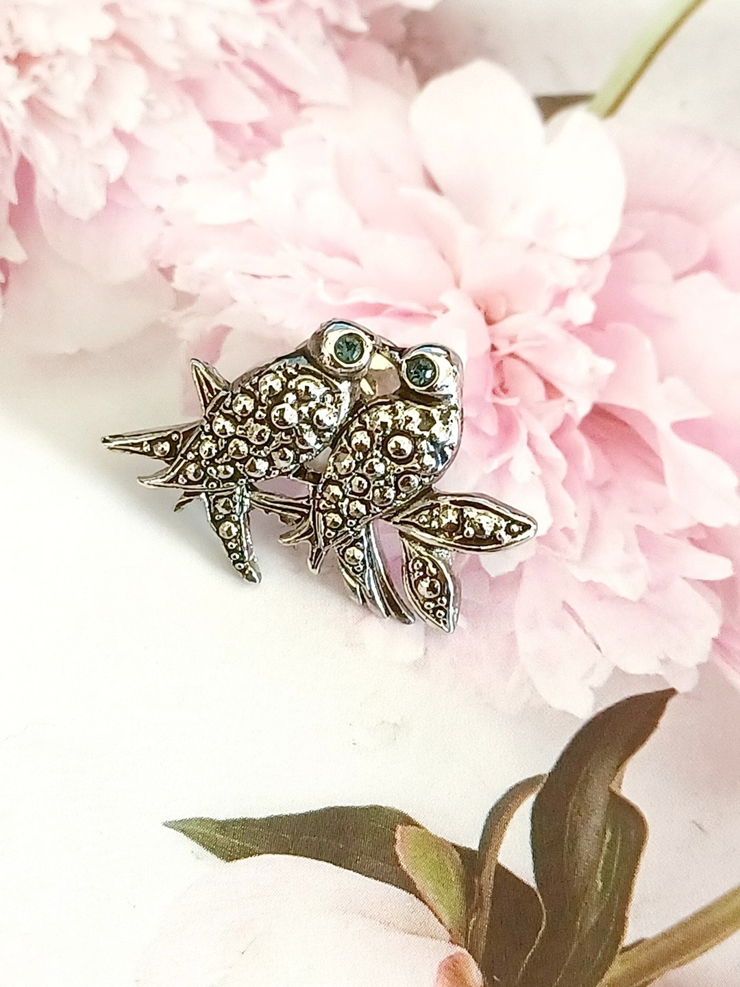 vintage jewelry  AVON  比翼鸟大头针 别针 - 胸针 - 其他金属 