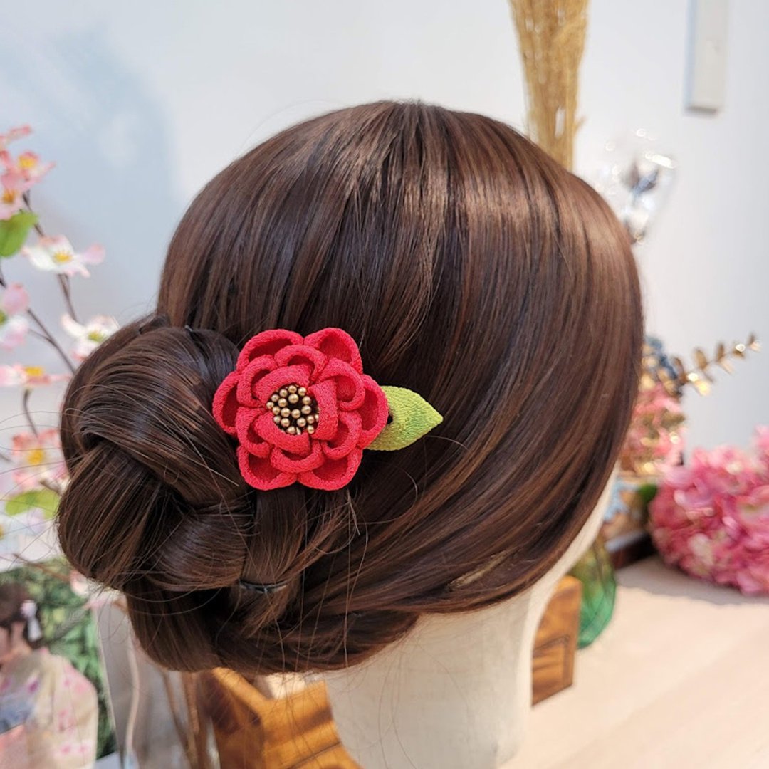 【椿花单花簪】 发饰 和服布料 つまみ细工 - 发饰 - 聚酯纤维 红色