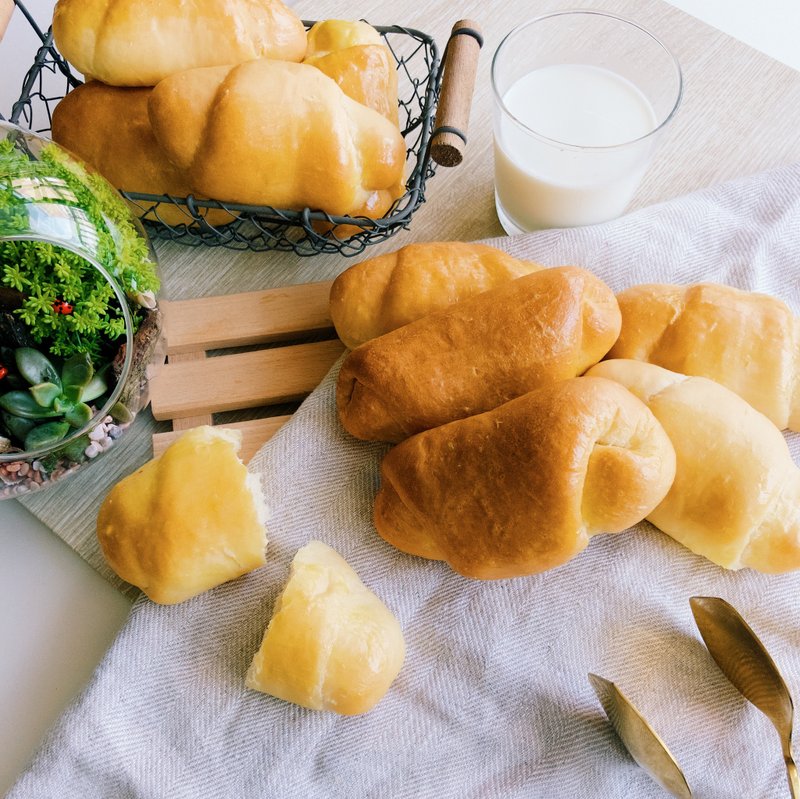 轻早餐 • 可颂造型手撕盐餐包 一盒6颗组 - 面包/吐司 - 新鲜食材 